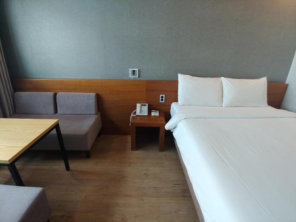 Dawn Beach Hotel Μπουσάν Εξωτερικό φωτογραφία